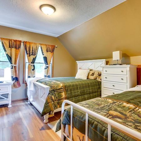 Howard Cabin Rental About 3 Mi To Apple Valley Lake! Mount Vernon エクステリア 写真