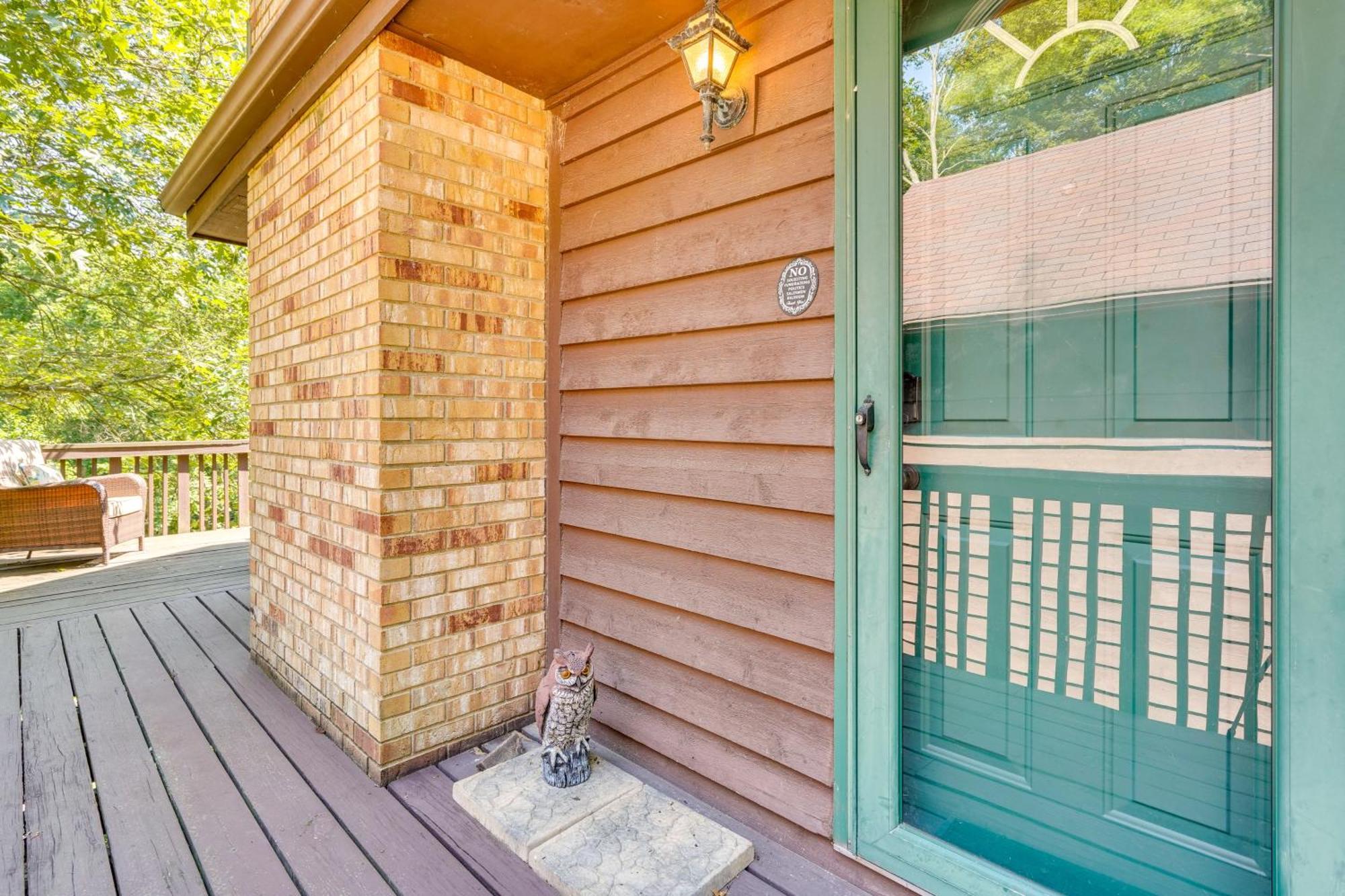 Howard Cabin Rental About 3 Mi To Apple Valley Lake! Mount Vernon エクステリア 写真