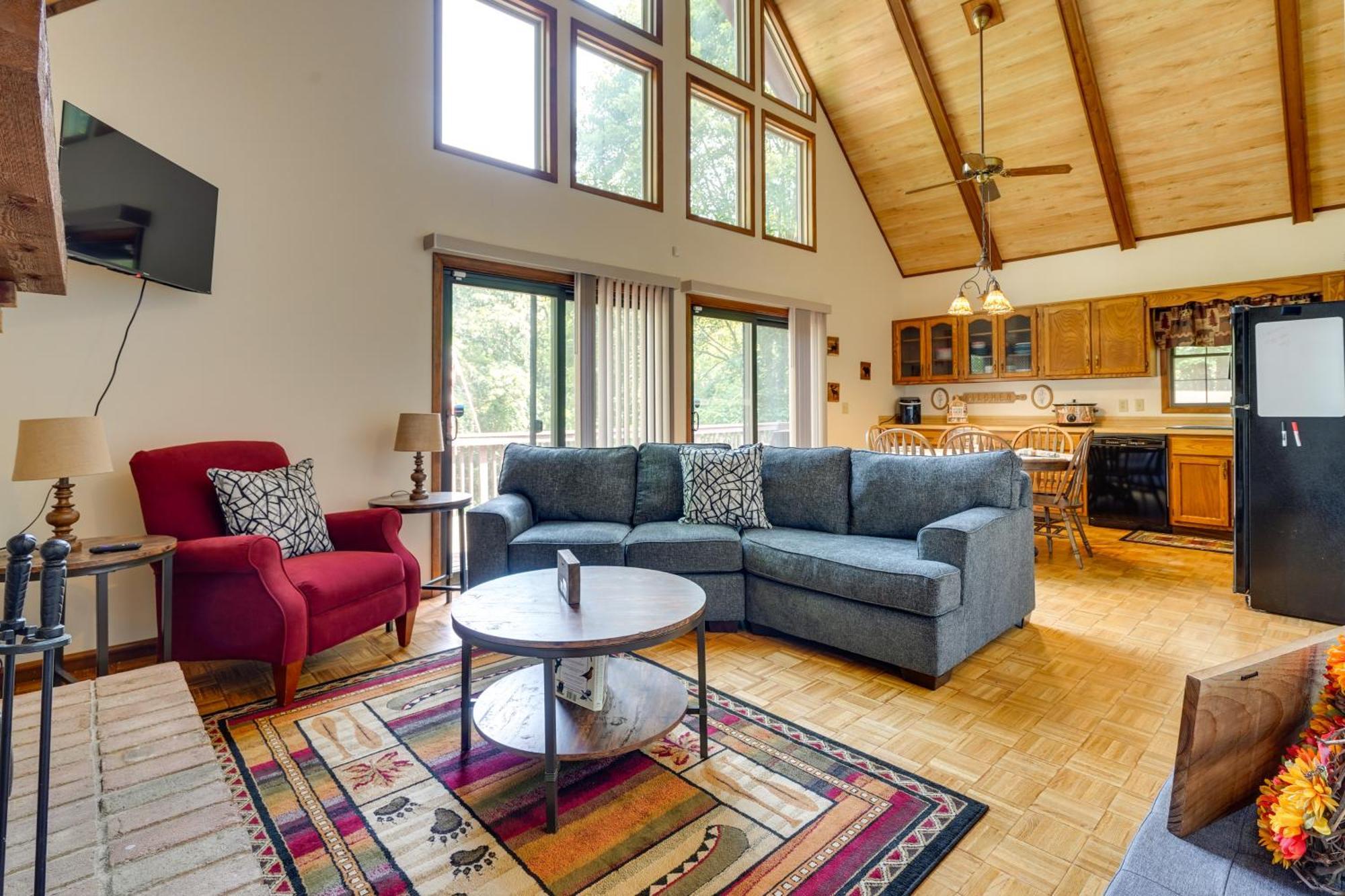 Howard Cabin Rental About 3 Mi To Apple Valley Lake! Mount Vernon エクステリア 写真