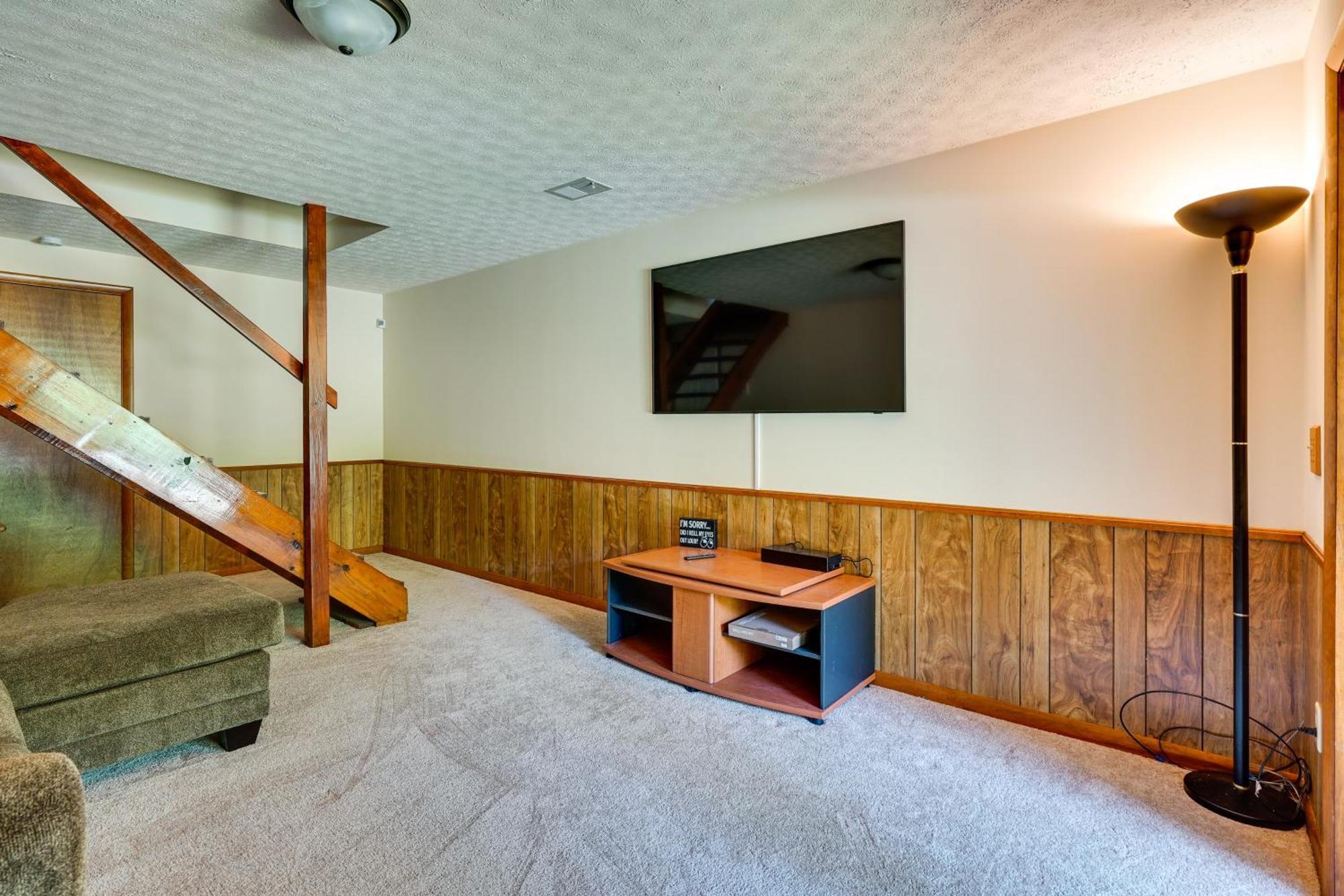 Howard Cabin Rental About 3 Mi To Apple Valley Lake! Mount Vernon エクステリア 写真