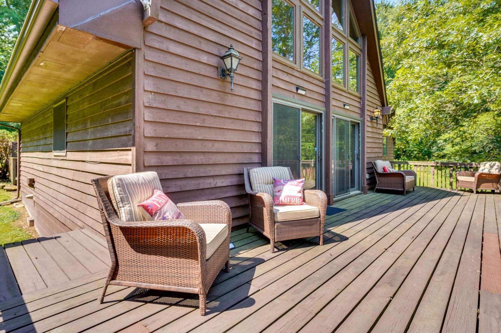 Howard Cabin Rental About 3 Mi To Apple Valley Lake! Mount Vernon エクステリア 写真