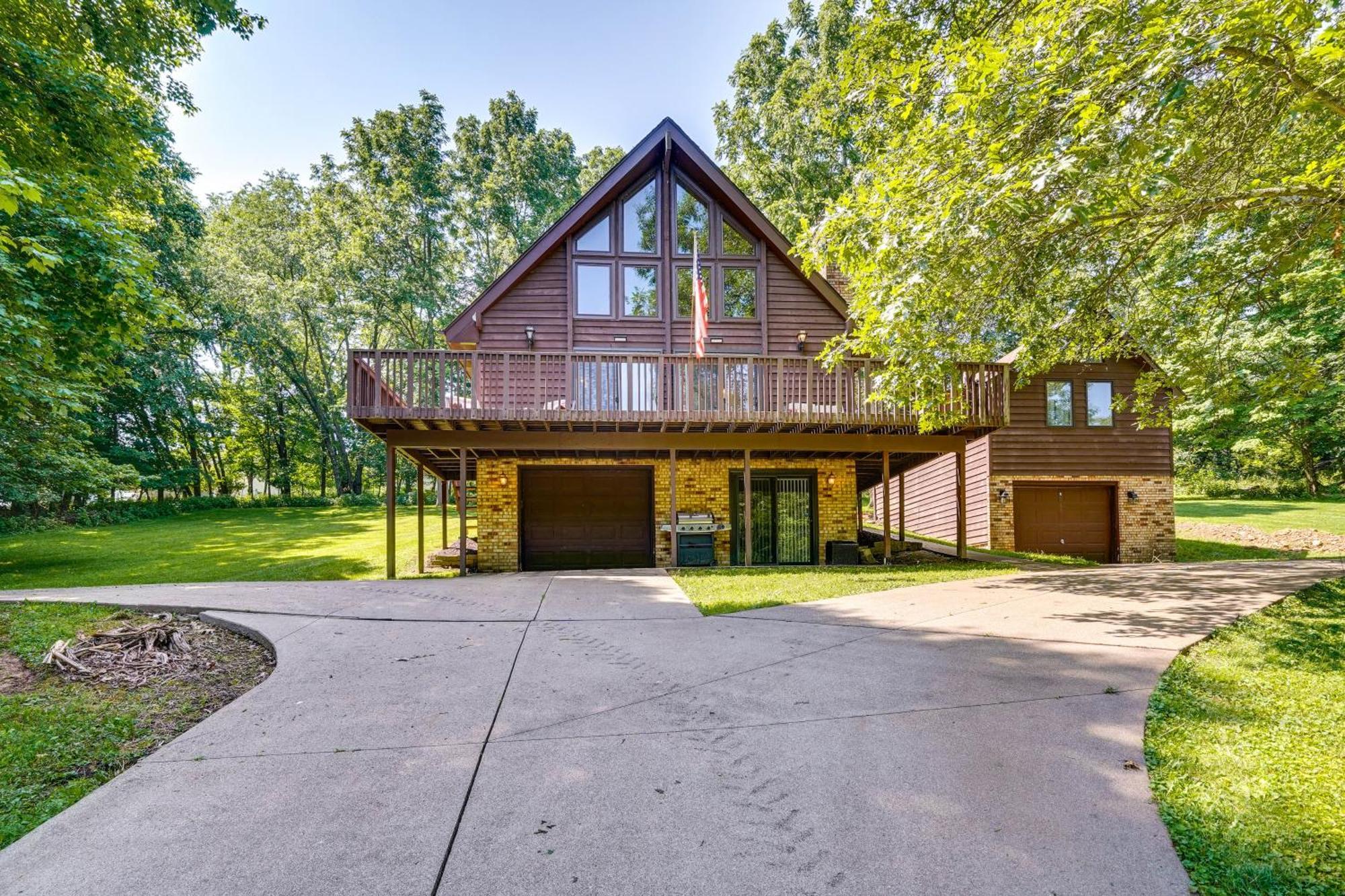 Howard Cabin Rental About 3 Mi To Apple Valley Lake! Mount Vernon エクステリア 写真